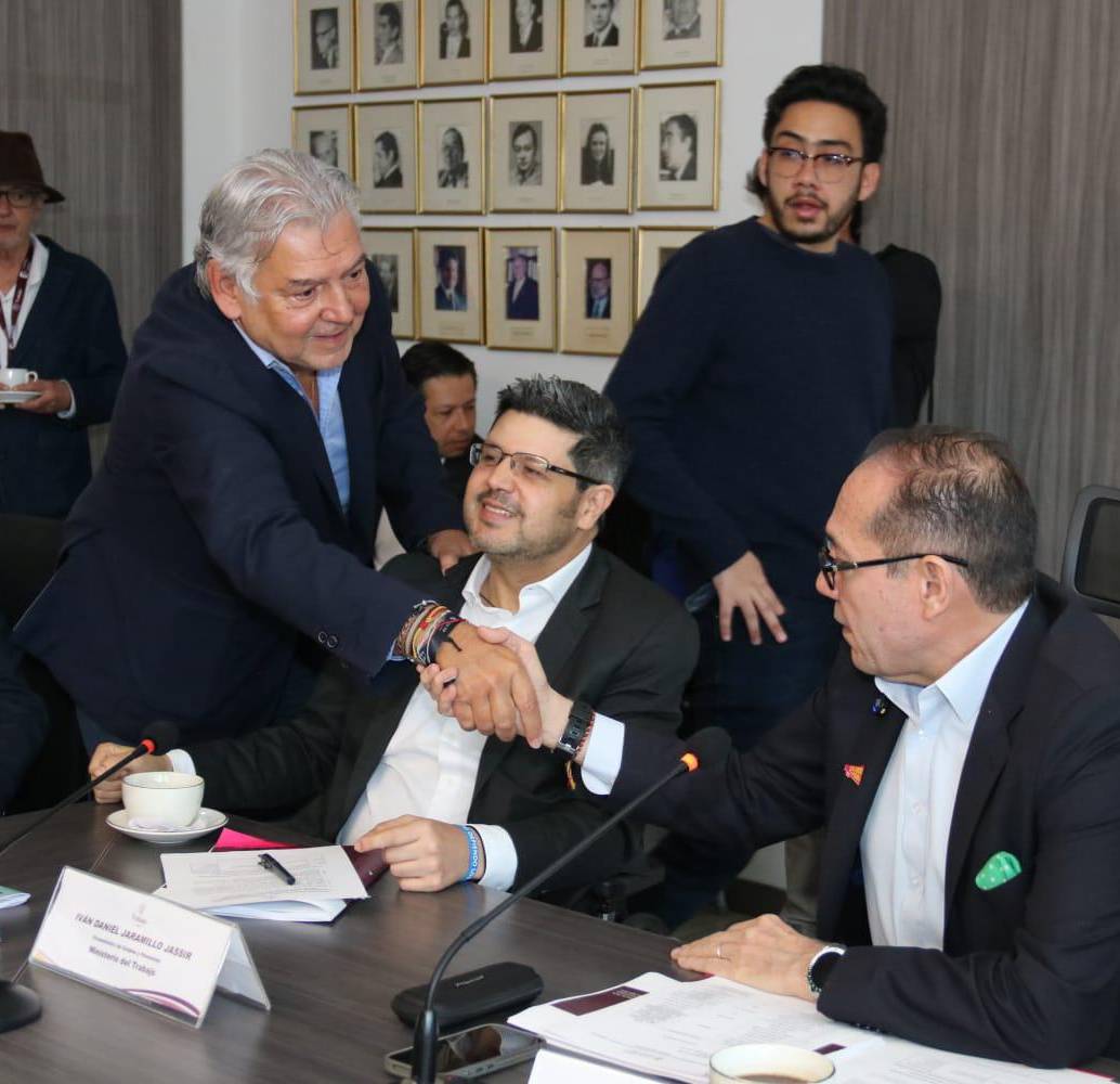 Jaime Alberto Cabal, presidente de Fenalco, durante la reunión con la mesa de concertación laboral. Foto: Cortesía Mintrabajo