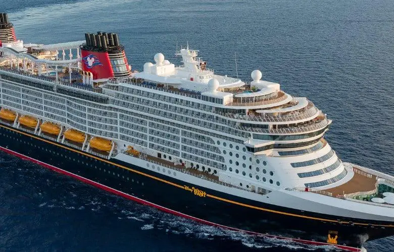 Disney Cruise Line aseguró que colaboró con las autoridades federales tras el arresto de trabajadores vinculados a un operativo por explotación sexual infantil. Foto: redes sociales Disney Cruise