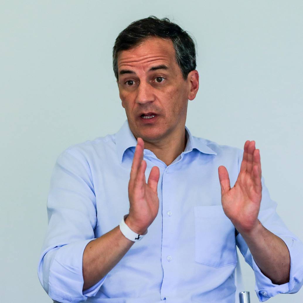 El abogado Rafael Nieto fue viceministro del Interior en el gobierno de Álvaro Uribe. Nació en Bogotá hace 58 años y desde sus columnas de opinión ha sido opositor al gobierno de Gustavo Petro. <b><span class="mln_uppercase_mln"> </span></b>FOTO<b><span class="mln_uppercase_mln"> Camilo Suárez</span></b>