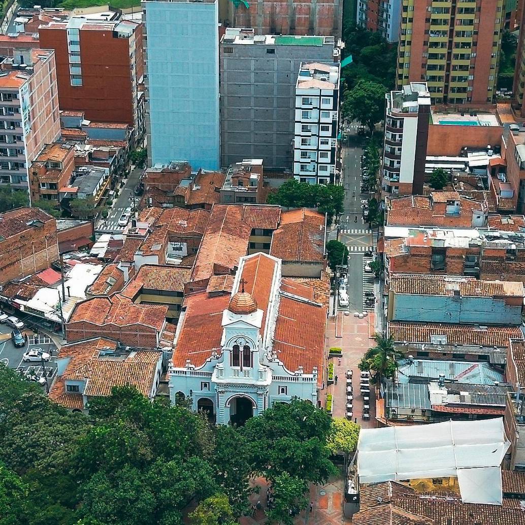 En Sabaneta se inició la actualización catastral desde 2023, luego de que, según la Alcaldía, esta no se hacía desde 2007. Esta situación ha dado pie a toda clase de polémicas. FOTO<b><span class="mln_uppercase_mln"> MANUEL SALDARRIAGA</span></b>