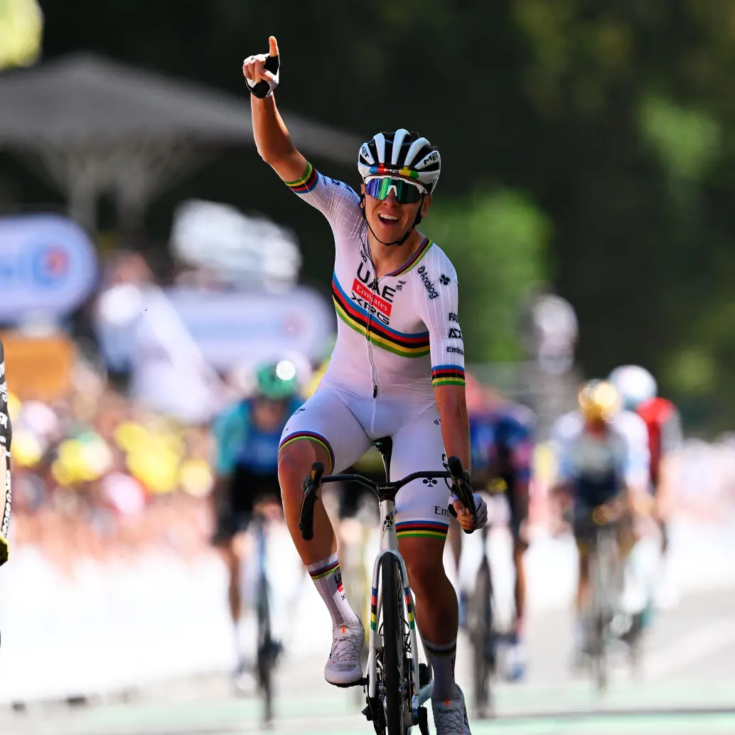 Tadej Pogačar, de 26 años, suma 13 victorias este año, dos en el Tour. FOTO: GETTY