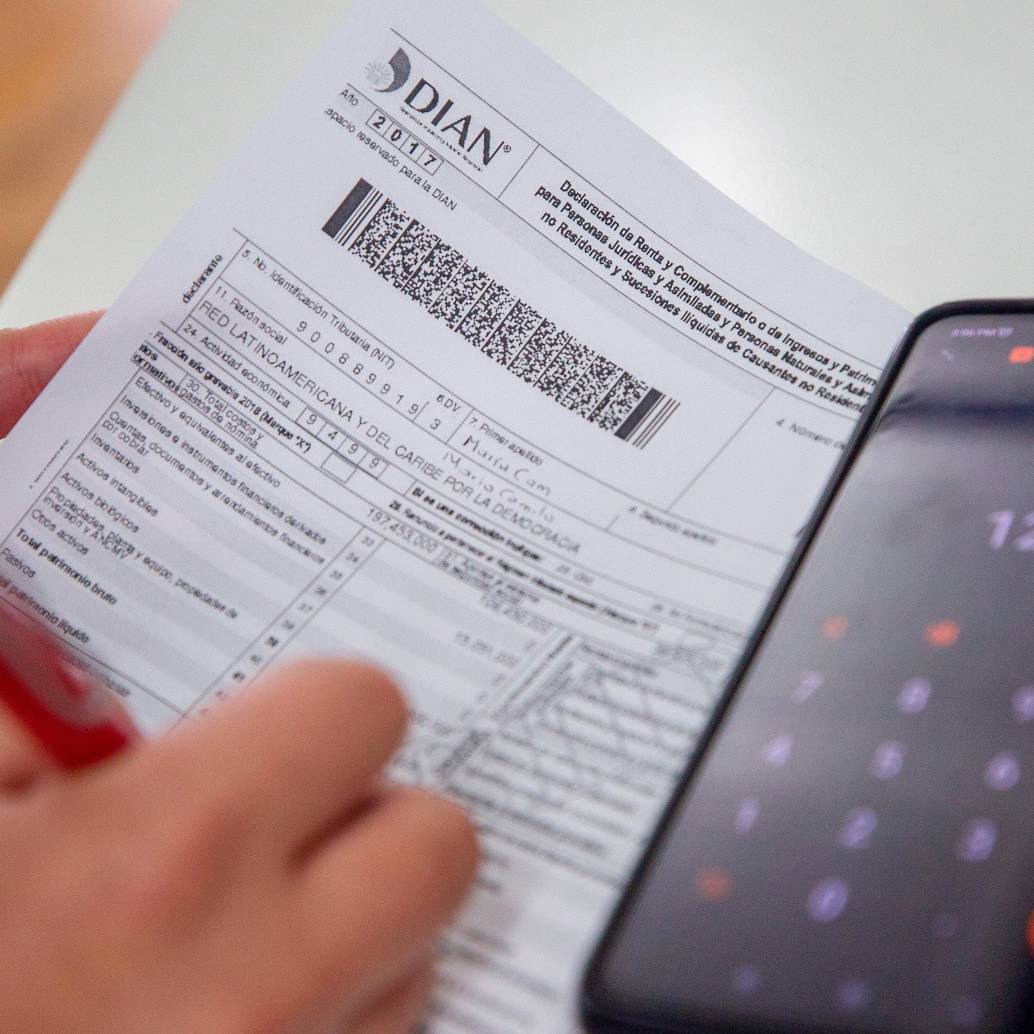 La DIAN inició el calendario de vencimientos tributarios con plazos clave desde abril para contribuyentes en Colombia. FOTO EL COLOMBIANO