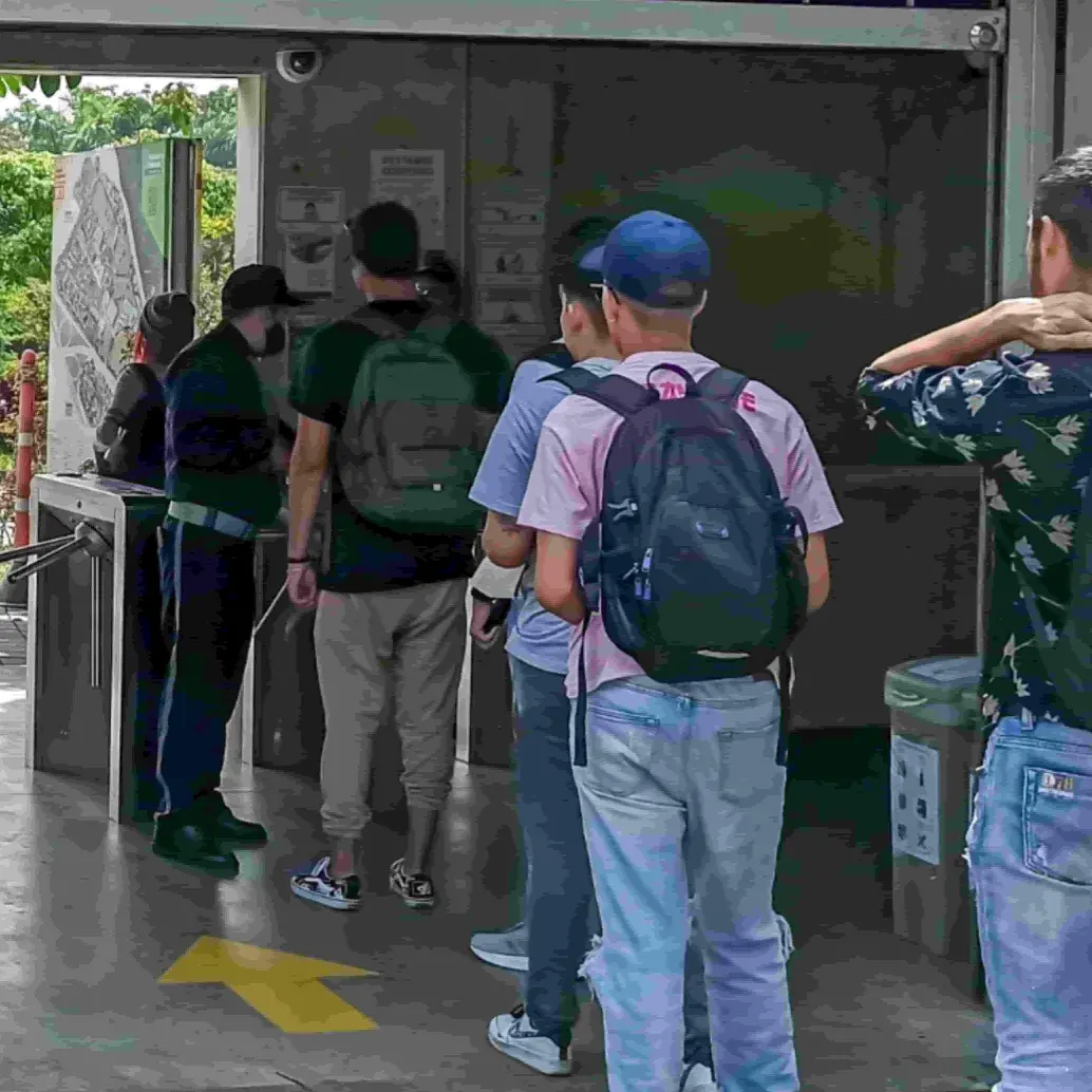 Aunque la cantidad de aspirantes ha disminuido, solo uno de cada cuatro logra ingresar a estudiar a la Universidad Nacional. FOTO El Colombiano
