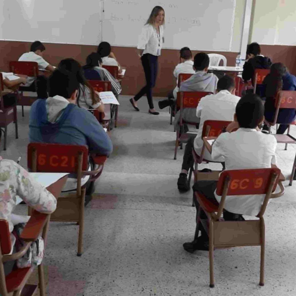 Es incierto que las actividades en los colegios oficiales serán interrumpidas este miércoles y jueves. Foto: Colprensa
