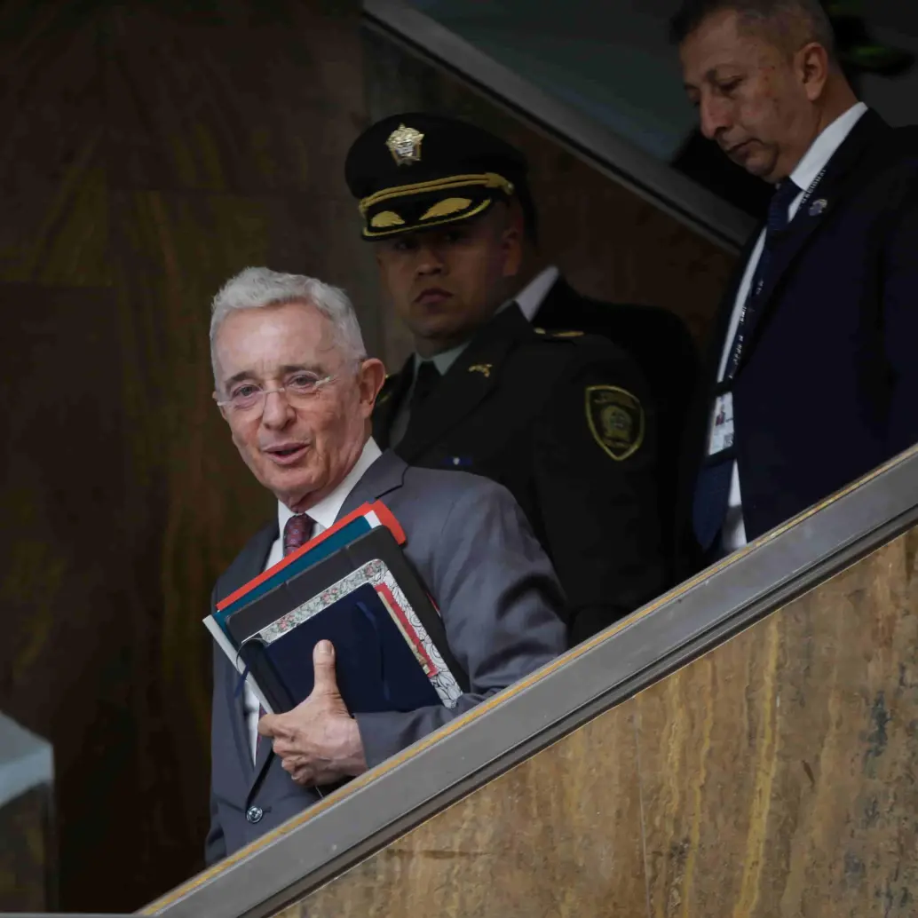 El expresidente Álvaro Uribe fue condenado a 12 años de prisión domiciliaria. Foto: Colprensa 