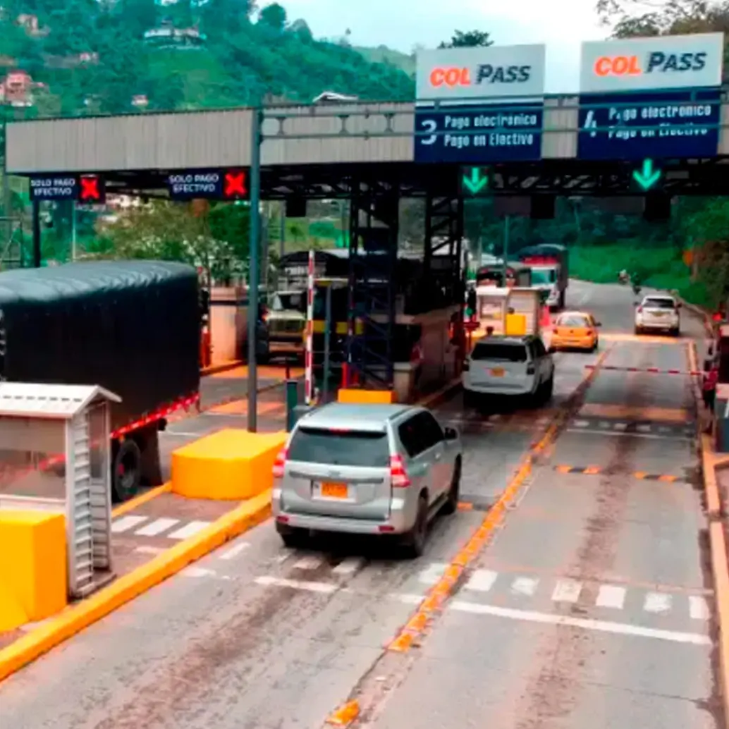 El peaje de Cisneros está ubicado en la vía del Nus, que conecta el Valle de Aburrá con el Nordeste de Antioquia. Foto: Cortesía