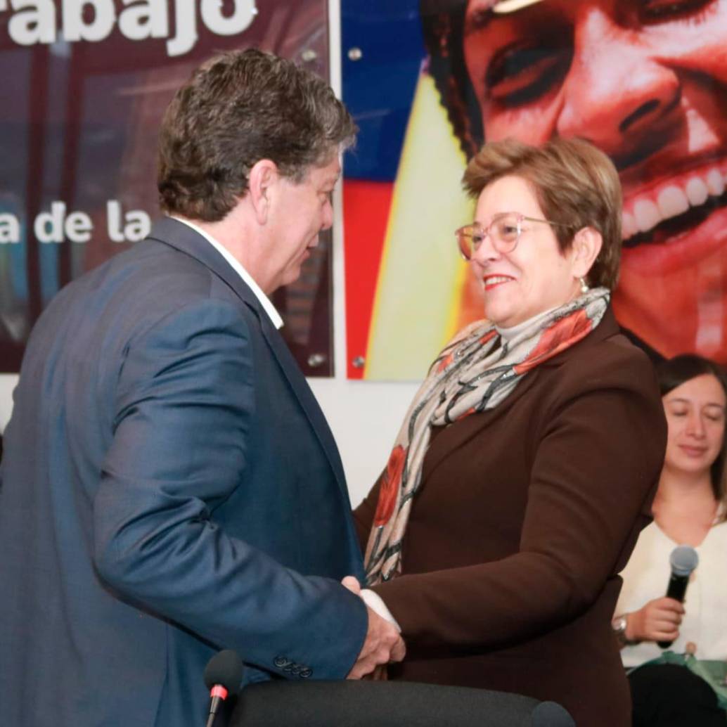 Bruce Mac Master,presidente de la Andi, y Gloria Inés Rámirez, ministra de Trabajo.