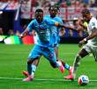 Chance Mbemba (con el número 22 en la pantaloneta), fue uno de los futbolistas que mejor nivel mostró en la Selección de Congo que disputó el Mundial de Norteamérica. Salieron eliminados en 16avos. <span class=mln_uppercase_mln>FOTO</span><b><span class=mln_uppercase_mln> getty</span></b>