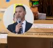 El ministro de Defensa, general retirado Pedro Sánchez, confirmó en una declaración ante los medios la captura de estas personas en el barrio Santiago de Cali, en Popayán (Cauca). FOTO: Colprensa y El Colombiano