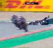 David Alonso cayó en la curva 10 pero se pudo reincorporar. FOTO: <b>Captura de vídeo</b>