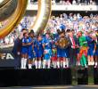 Hasta Infantino pareció desesperado por sacar a Trump de un momento que solo le correspondía a los jugadores del Chelsea. FOTO: AFP