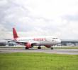 El retorno se dio tras el aviso de una alerta técnica detectada en el motor izquierdo de la aeronave. Colprensa.