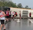 De acuerdo con la Policía Federal de Carreteras, el siniestro ocurrió en el kilómetro 281 de la vía, en dirección a São Paulo, cuando pretendían llegar a Argentina. FOTO: Tomada de redes sociales @tsmnoticias