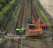 Desde el pasado lunes, un frente de más de 80 trabajadores trabaja las 24 horas para corregir una socavación descubierta entre las estaciones Poblado y Aguacatala del Metro de Medellín. FOTO: Camilo Suárez Echeverry