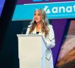 Paula Cortés Calle, presidenta ejecutiva de Anato, presentó las cifras y principales retos del turismo colombiano durante la rueda de prensa previa al Congreso Nacional de Agencias de Viajes y Turismo. FOTO: CORTESÍA
