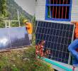 Instalación de los paneles solares en algnas de las veredas del municipio de Sonsón. FOTO: imagen tomada de redes.