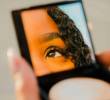 Las mujeres utilizan de media nueve productos cosméticos distintos al día y 15 a la semana. Foto: Agencia Sinc