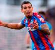 Daniel Muñoz percibe un salario anual de 2.7 millones de euros con el Crystal Palace de Inglaterra. FOTO: Getty