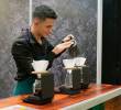 El café hace parte de las rutinas cotidianas de millones de colombianos, aunque sus preparaciones y formas de consumo varían según la región. FOTO: Colprensa.