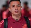 El futbolista colombiano Kevin Castaño llegó a River Plate como uno de los refuerzos más importantes de la temporada. FOTO: Tomada de X @RiverPlate