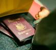 Un nuevo metaanálisis de 100 estudios, que incluyen a más de 140 000 participantes, investiga por qué las personas aceptan a algunos inmigrantes, pero no a otros. Foto Agencia Sinc