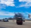 En videos que fueron grabados dentro y fuera del aeropuerto de Maiquetía, se observa una gran cantidad de humo tras el accidente del jet. FOTO: Captura de video