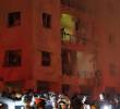 Fuerzas de seguridad y rescate israelíes trabajando en el sitio de un ataque con misiles iraníes, en Haifa, en el norte de Israel. Irán lanzó un nuevo ataque aéreo contra Israel el domingo por la noche, lo que causó heridas a por lo menos dos personas e incendios, dijeron autoridades israelíes. Imagen de Agencia Xinhua.