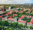 La Universidad de Chicago prohibió la inteligencia artificial en sus clases básicas de ciencias sociales en el mismo semestre en que lanzó acceso gratuito a Claude para todos sus estudiantes. FOTO University of Chicago