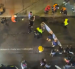 Así fue la protesta frente al bar. <b>Foto: </b>Captura de pantalla.