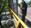 Mallas en puentes de Medellín contra tirapiedras