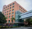 La Clínica CES indicó que ante el incremento masivo en la demanda de pacientes, su personal continúa brindando atención prioritaria basada en la gravedad de cada caso. Foto: Cortesía