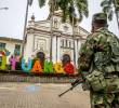 Se espera que en las próximas horas las autoridades aumenten su presencia en Ituango para que las familias puedan retornar a sus viviendas. FOTO: JUAN ANTONIO SÁNCHEZ