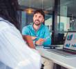 Hay vacantes activas para community managers, especialistas en marketing y diseño. FOTO: GETTY