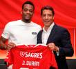 Jhon Durán y el presidente del Benfica, Rui Silva. FOTO: <b>SL Benfica</b>