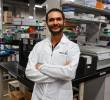 Este es Wbeimar Aguilar, doctor en Ciencias Básicas Biomédicas y coordinador del Grupo de Inmunovirología. FOTO Manuel Saldarriaga.