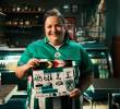 La actriz Lida Beltrán interpreta a Francisca, la dueña de una tienda verdolaga en esta historia que mezcla ficción con realidad. FOTO Cortesía