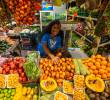 Este negocio es un anticuario que venta frutas frescas pero que ahora están en desuso. Foto: Carlos Velázquez