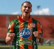 El volante nacido en Bello, Édison López es al capitán del Envigado, el cuadro naranja empieza este lunes 25 de mayo el camino por el título ante Real Cartagene. FOTO MANUEL SALDARRIAGA