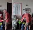 Este registro audiovisual de la pareja de adultos mayores en medio del terremoto se transformó rápidamente en símbolo de esperanza en las redes sociales en medio de la emergencia en Venezuela. FOTO: Captura de video de redes sociales
