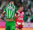 El jugador de Atlético Nacional, Nicolás Rodríguez, deberá responder por la denuncia en su contra. FOTO MANUEL SALDARRIAGA