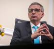 Miguel Gómez, ministro de Hacienda, anunció en el Senado el proyecto de ley con el que el Gobierno busca conseguir $1,2 billones para atender las necesidades de liquidez del sector energético. FOTO COLPRENSA