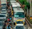 La medida del pico y placa busca descongestionar la movilidad en la ciudad, ante el incremento del parque automotor, que ronda los 2 millones de vehículos. FOTO: CAMILO SUÁREZ