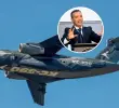 Este es el avión KC 390 para transporte militar, de la firma brasilera Embraer. El Gobierno de Colombia adquirió dos de estas aeronaves. En la foto detalle, el ministro de Defensa, general (r) Pedro Sánchez. FOTO: CORTESÍA @embraer - Colprensa