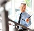 Las personas interesadas en aplicar a las ofertas de empleo en vigilancia y aseo, deberán registrarse en Magneto Empleos. FOTO: SHUTTERSTOCK