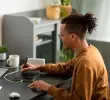 La plataforma Preply revisó cuáles son estos tipos de trabajos mejor pagados en Latinoamérica. FOTO: FREEPIK