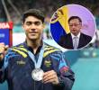 El gimnasta de 18 años le pidió al presidente para asignar un presupuesto suficiente al deporte. Fotos: Comité Olímpico Colombiano y Colprensa
