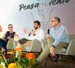 De izquierda a derecha: Luz María Sierra, Rocío Arango, Hernando Santamaría y Alfonso Ospina en el primer panel del Festival del Pensamiento en Santa Fe de Antioquia. FOTO Prisa Media
