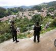 El refuerzo de la presencia policial hace parte de la estrategia para conjurar la violencia en la zona afectada por las bandas. FOTO: JAIME PÉREZ