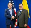El alcalde Federico Gutiérrez se reunió en la tarde de este jueves con el embajador de EEUU en Colombia, Francisco Palmeri. FOTO: CORTESÍA ALCALDÍA DE MEDELLÍN