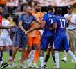 El entrenador español Luis Enrique Martínez, de 55 años, tuvo un encontrón con el brasileño Joao Pedro, refuerzo del Chelsea. FOTO: GETTY